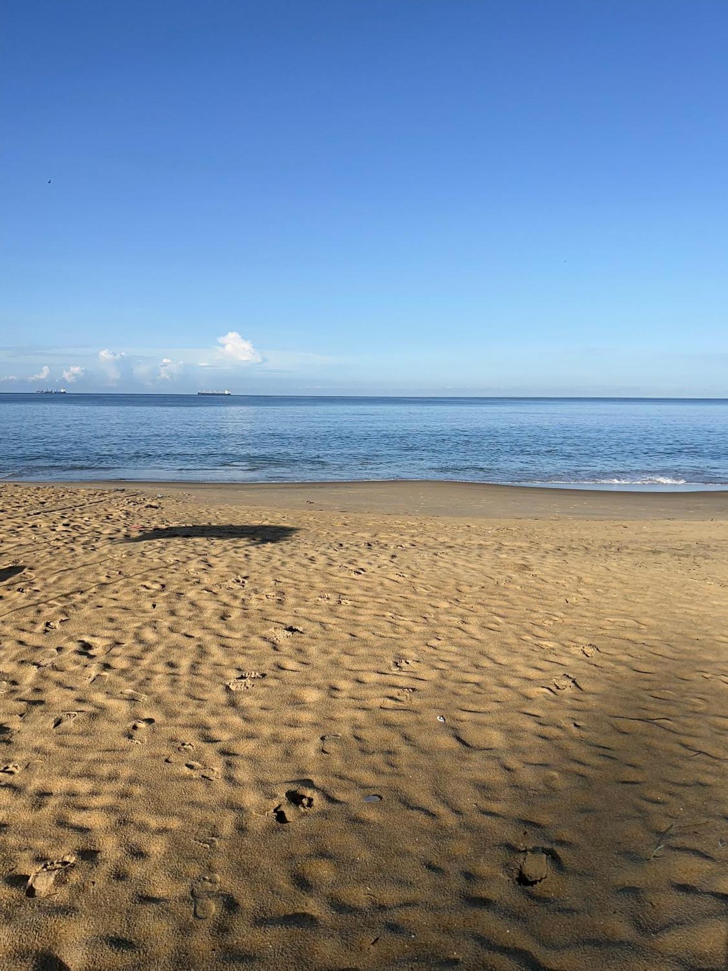 Omeesha Beach Hotel Kalpitiya Exteriör bild