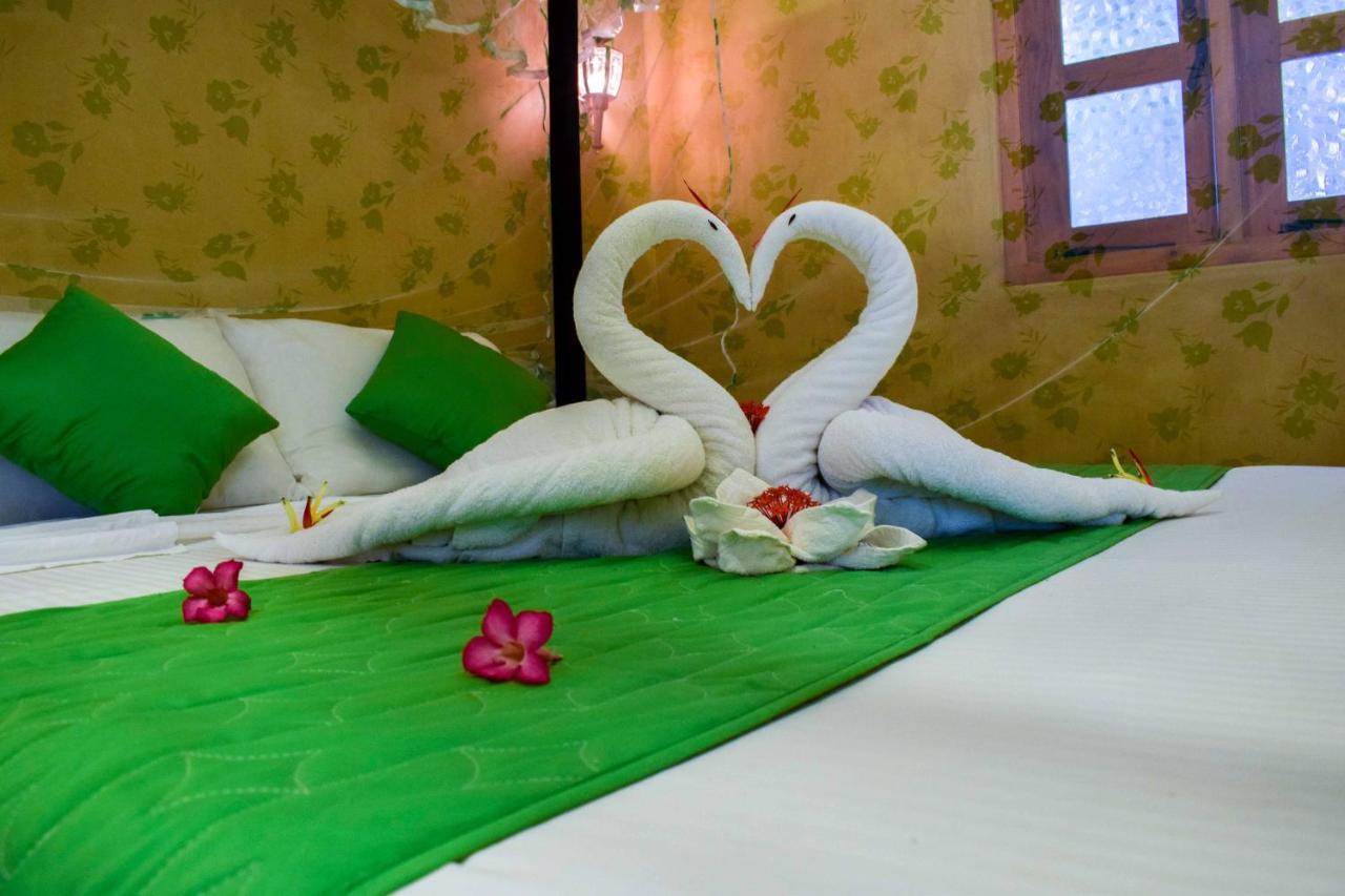 Omeesha Beach Hotel Kalpitiya Exteriör bild